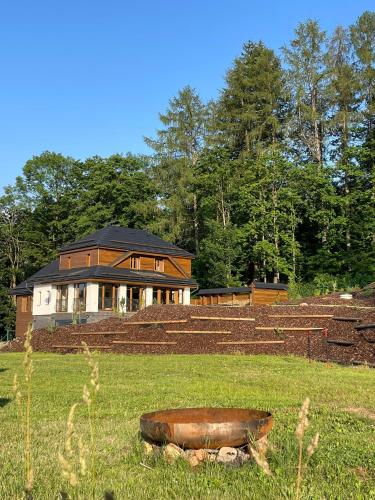 Vila Máchovka — 4-Star Luxury Hotel in Nova Paka, Czech Republic