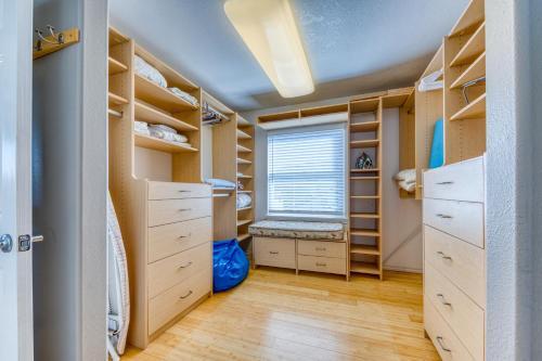 Vinovilla in Rockaway Beach, United States