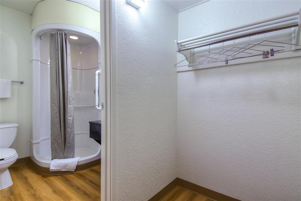 Motel6 Jurupa Valley CA Riverside West - photo 16