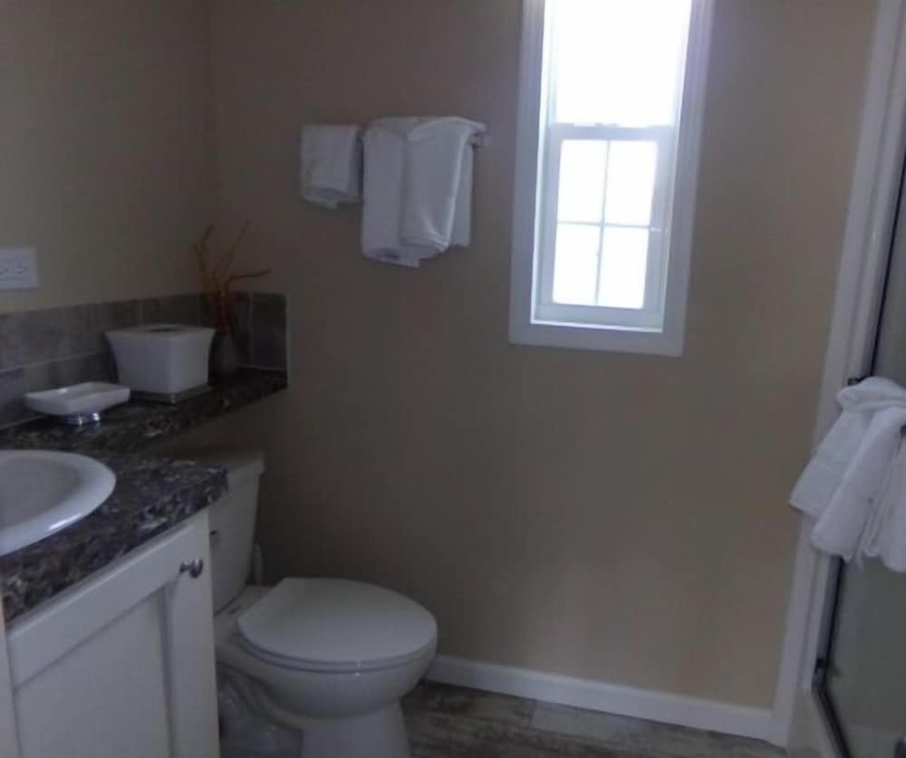 Southern Charm RV Resort - photo 9