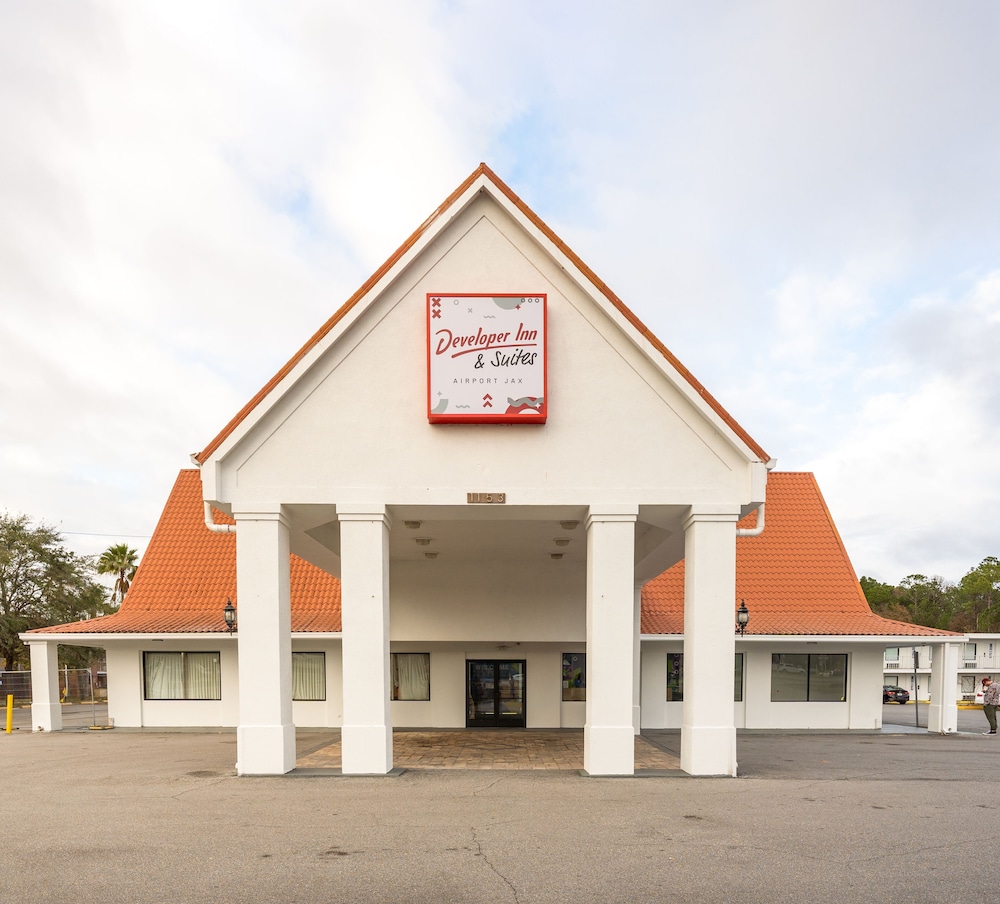 Baymont by Wyndham Jacksonville Airport - photo 28