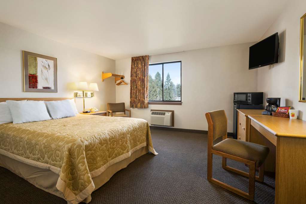 Super 8 by Wyndham Coeur d'Alene - photo 8