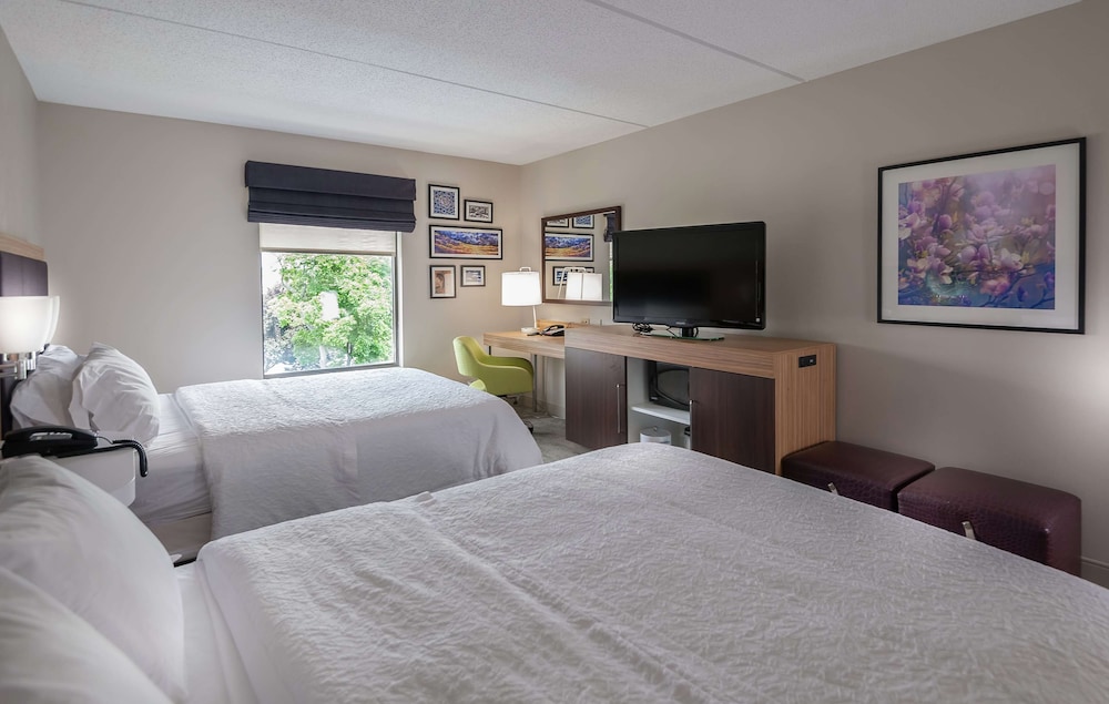 Hampton Inn Doylestown - photo 12