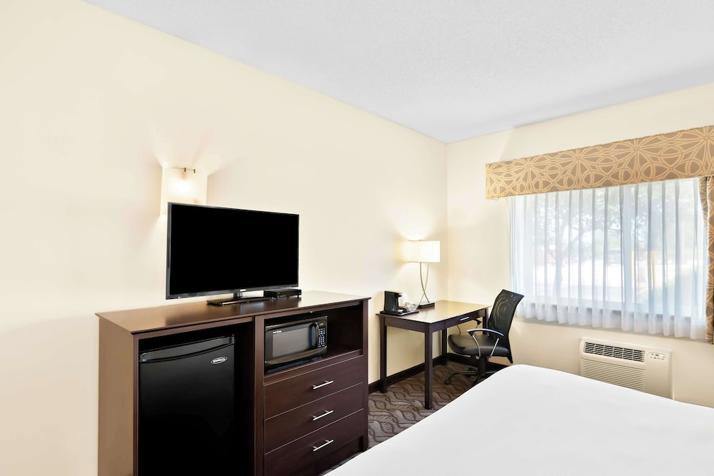 Best Western Nebraska City Inn - photo 15