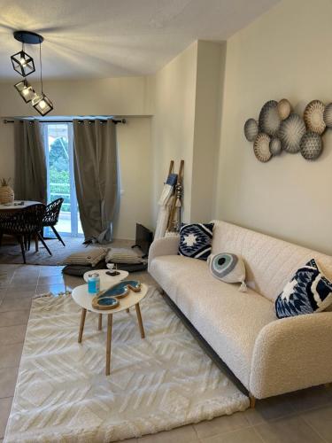 Bella Elena 1 — 4-Star Luxury Hotel in Nea Makri, Greece