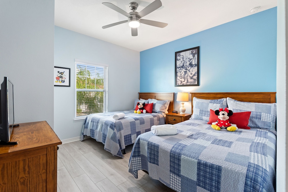 Magic Hideaway @ Lucaya Resort Sleeps 8 #909 - photo 4