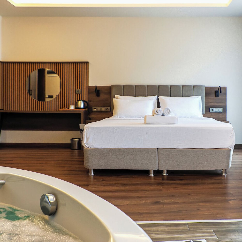 Querencia Suit Hotel — Ardesen — photo 3