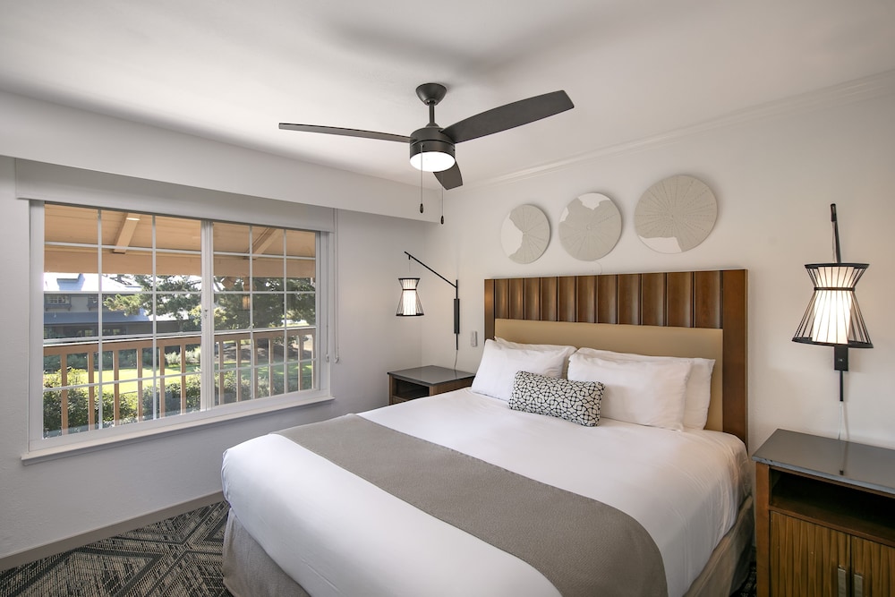 Half Moon Bay Lodge - photo 7