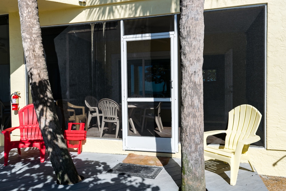 Beach House Resort 3 by RedAwning - photo 14