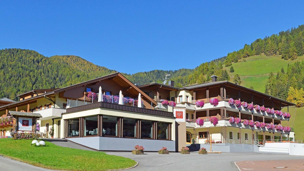 Hotel Trenker — 4-Star Luxury Hotel in Braies, Italy