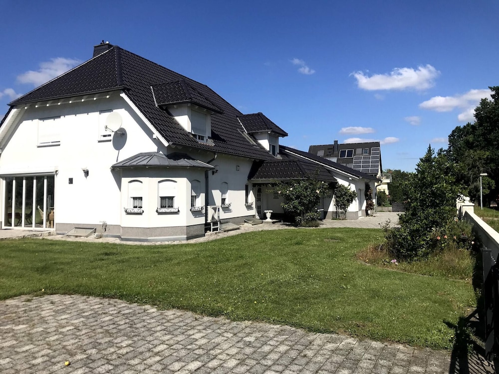 Room haus Im Grünen House in the Green — 4-Star Luxury Hotel in Neuzelle, Germany