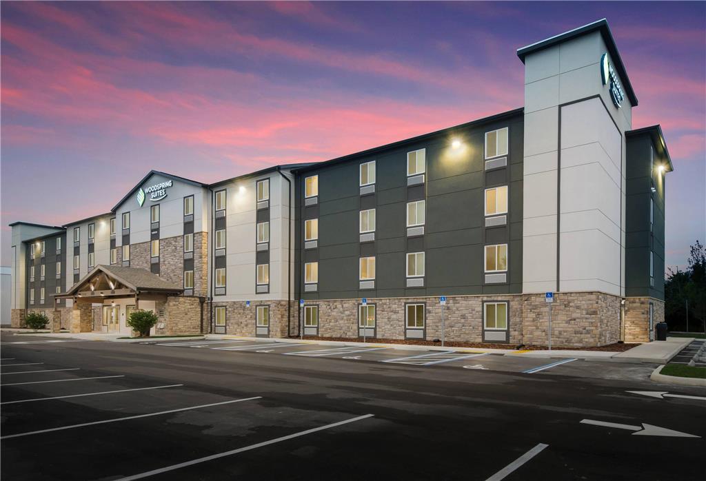 WoodSpring Suites Tampa Airport North Veterans Expressway - photo 24