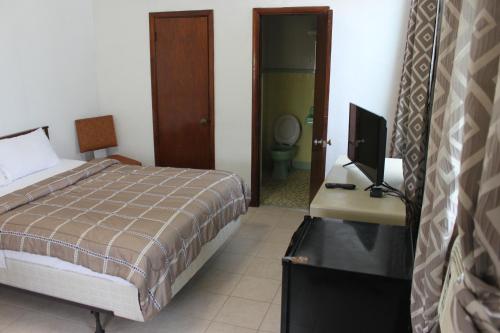 The Beach Hotel - photo 7