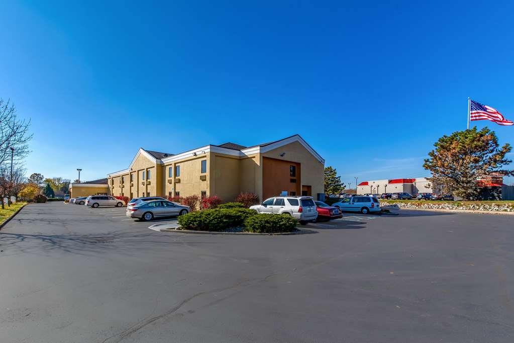 Quality Inn & Suites Southport - photo 3
