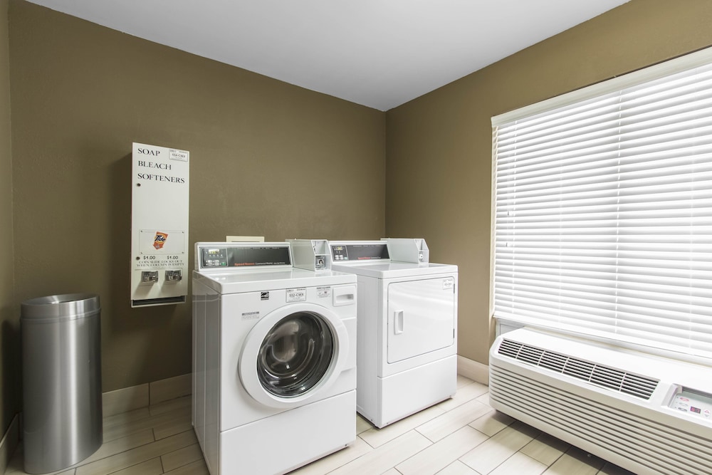Holiday Inn Express & Suites Cullman - photo 24