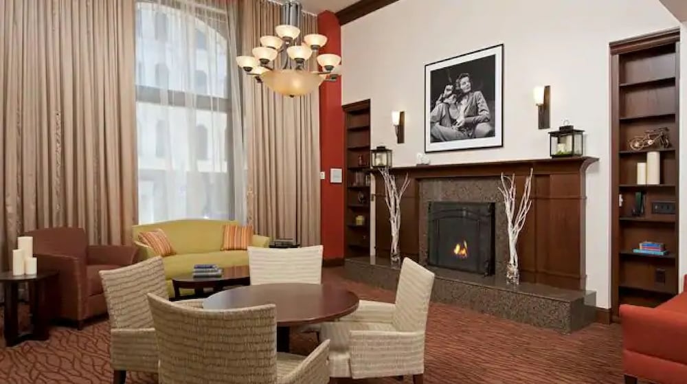 Hilton Garden Inn Milwaukee Downtown - photo 63
