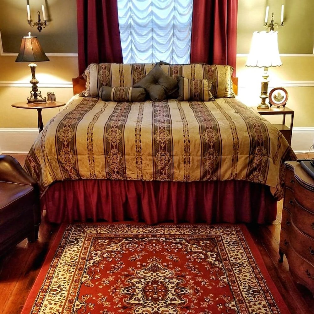 Millhouse Inn - photo 16