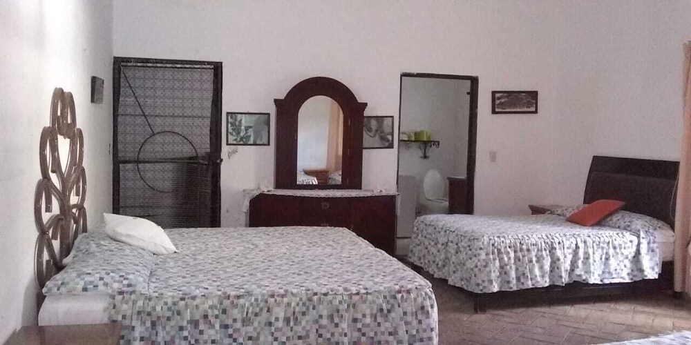 Quinta San Antonio Xochitepec Ideal for 16 Pax — Xochitepec — photo 2