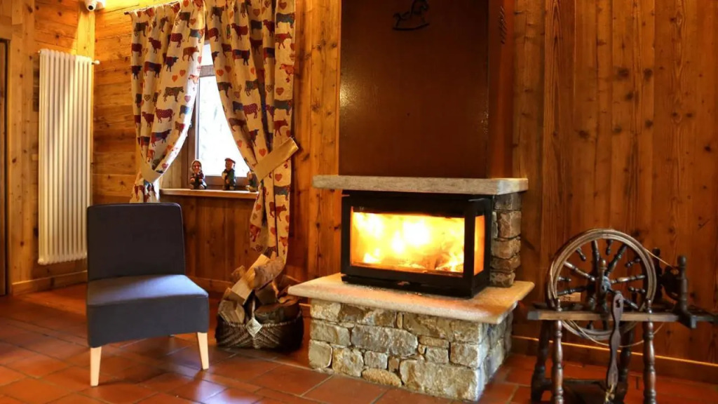 Dada Mountain Hotel - carbon neutral hotel in Morgex