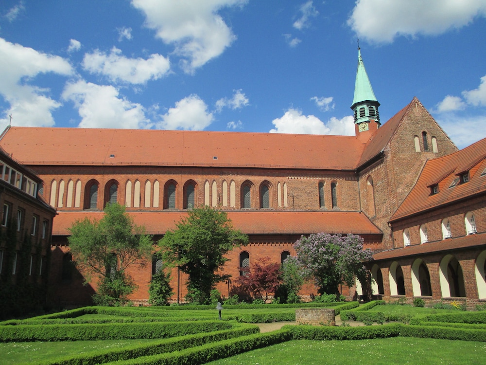 Klosterhotel Lehnin — hotel in Kloster Lehnin
