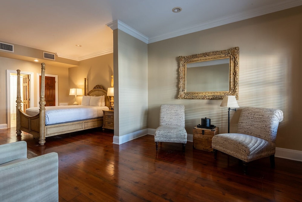 The Manor on St. Philip - photo 30
