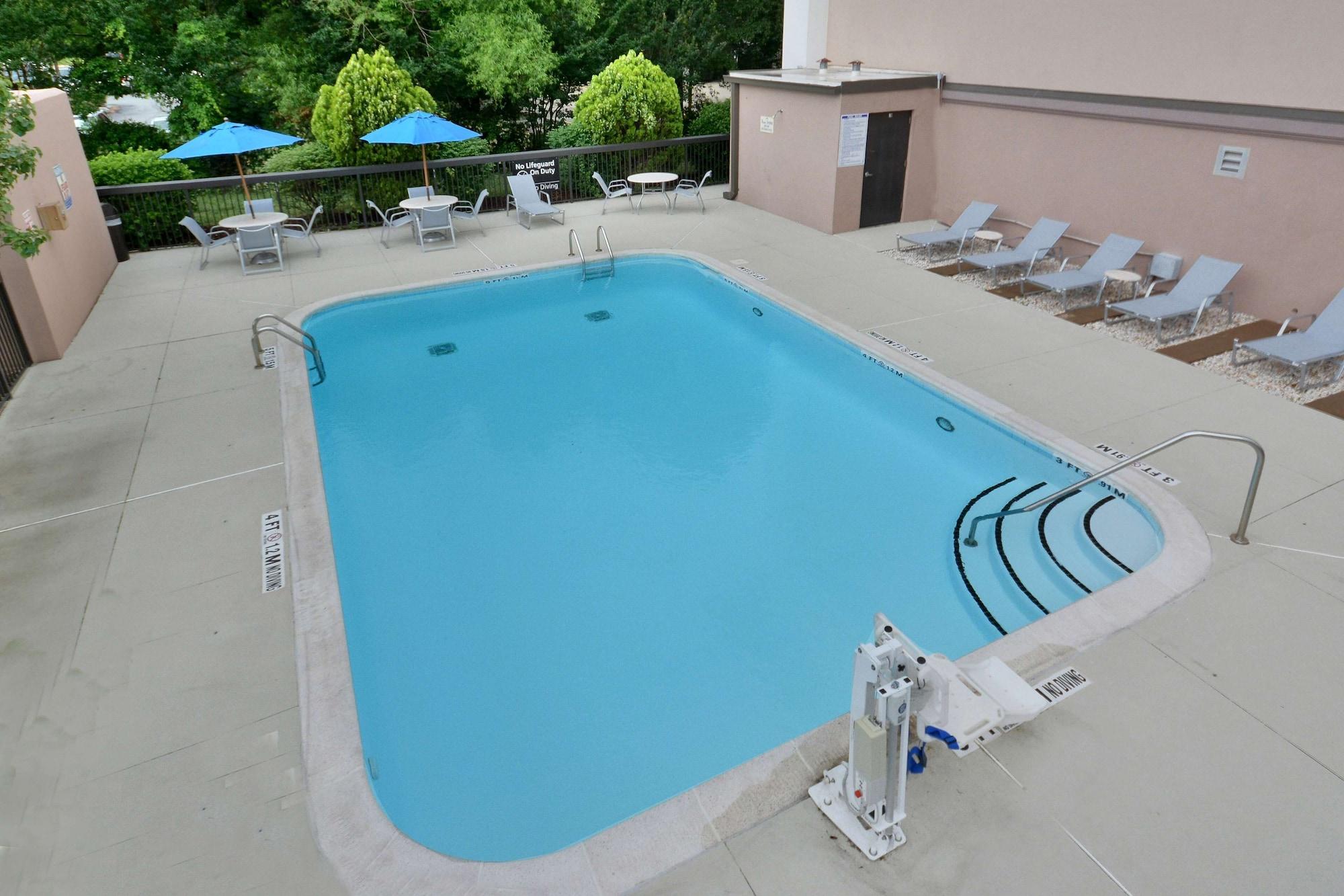 Hampton Inn Raleigh Durham Airport - photo 6