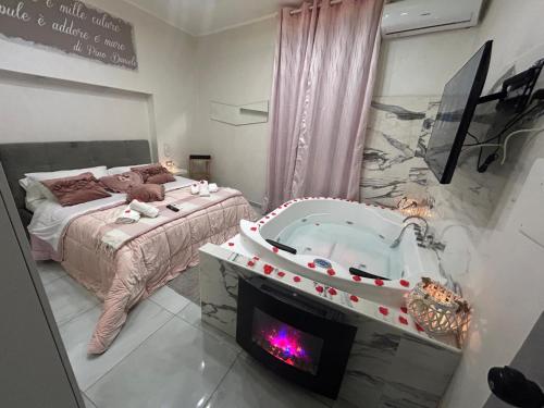 B&B House Napoli Cavour — 4-Star Luxury Hotel in Naples, Italy