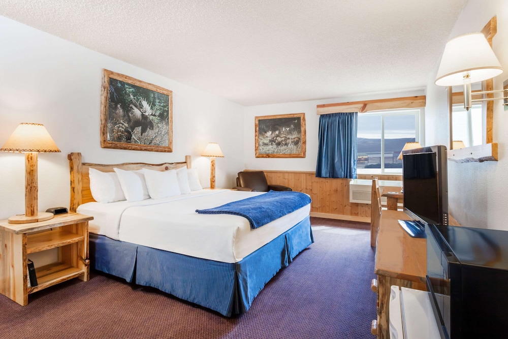 Days Inn by Wyndham Sandpoint - photo 16