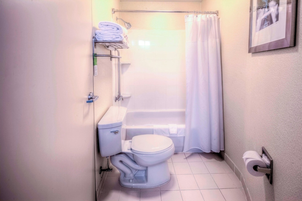 SpringHill Suites by Marriott Dayton South Miamisburg - photo 17