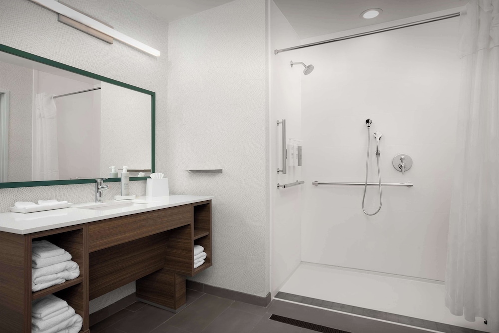 Home2 Suites by Hilton Lubbock University - photo 23
