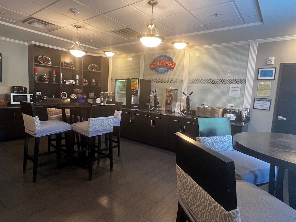 Baymont by Wyndham College Station - photo 38