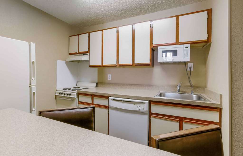 Extended Stay America Suites El Paso West - photo 39