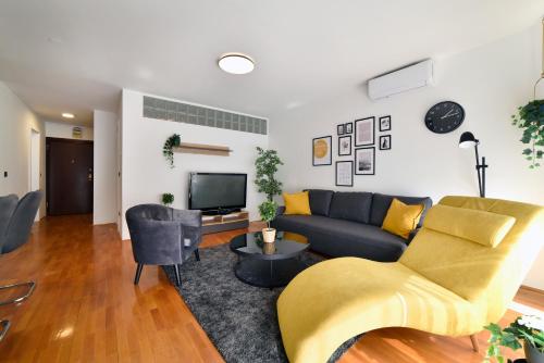 Lavir Apartment with parking — 4-Star Luxury Hotel in Zagreb, Croatia