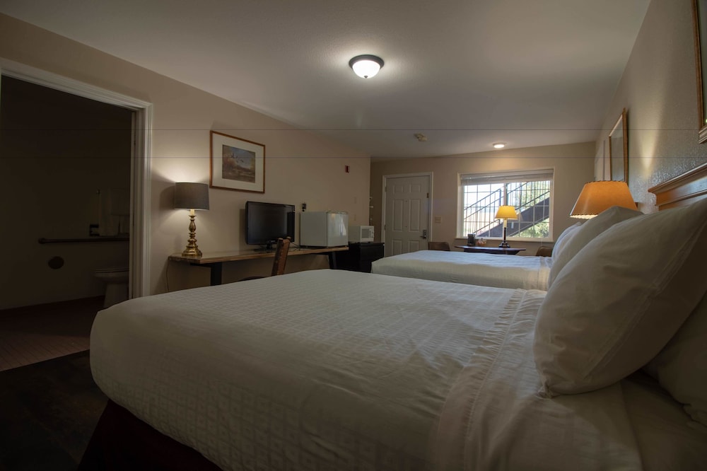 Wildlife Inn - photo 13