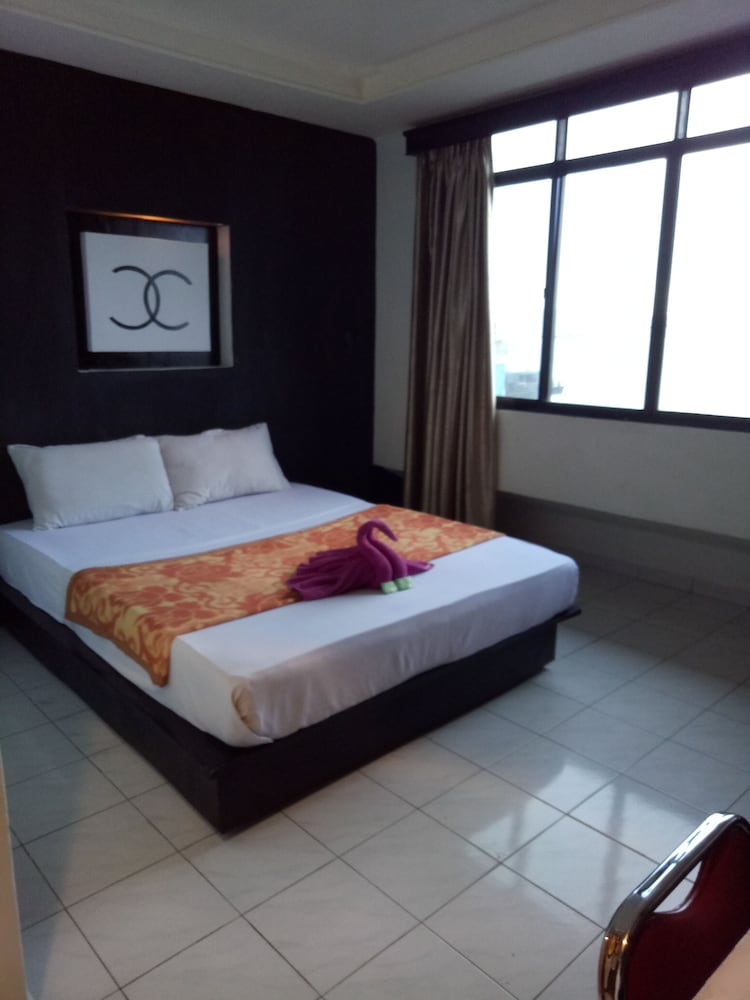 Hotel Laut Jaya — Tanjung Pinang
