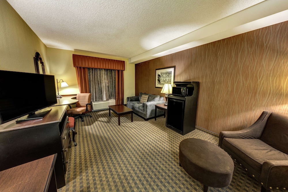 Hampton Inn & Suites Chadds Ford - photo 19