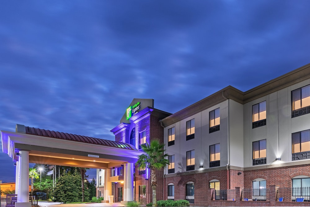 Holiday Inn Express Picayune Stennis Space Center by IHG — hotel in Picayune