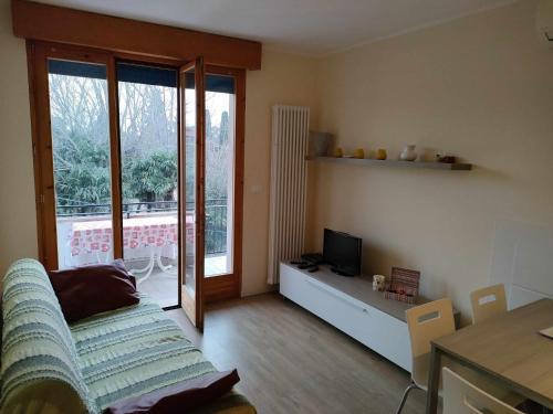 Residence Florida B5 200m dal lago balcone AC — 4-Star Luxury Hotel in Lazise, Italy