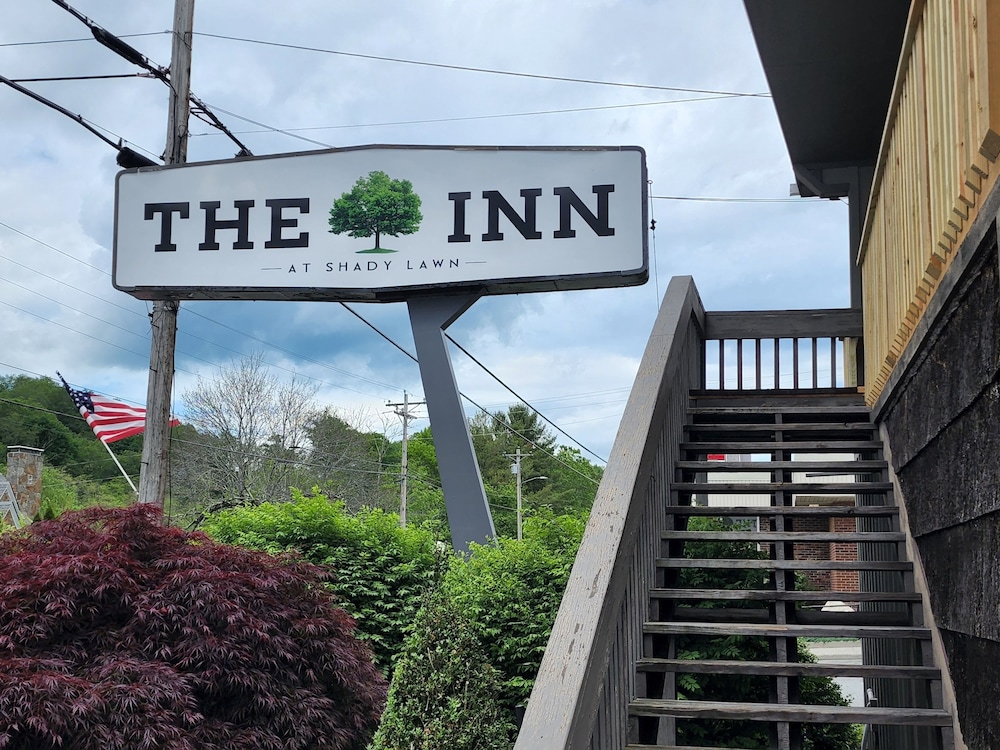 The Inn at Shady Lawn - photo 20
