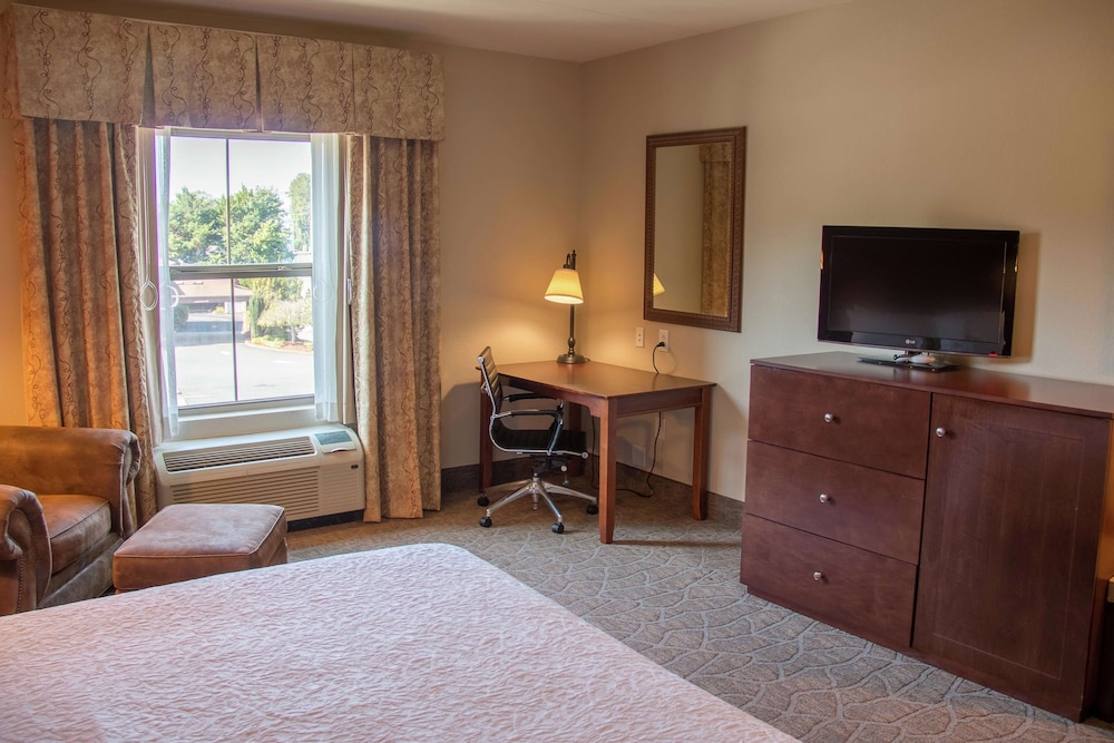Hampton Inn Murphy - photo 17
