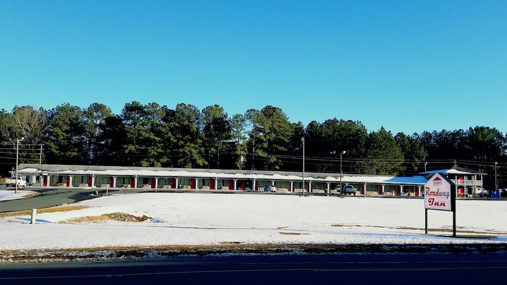 Roadway Inn - photo 19