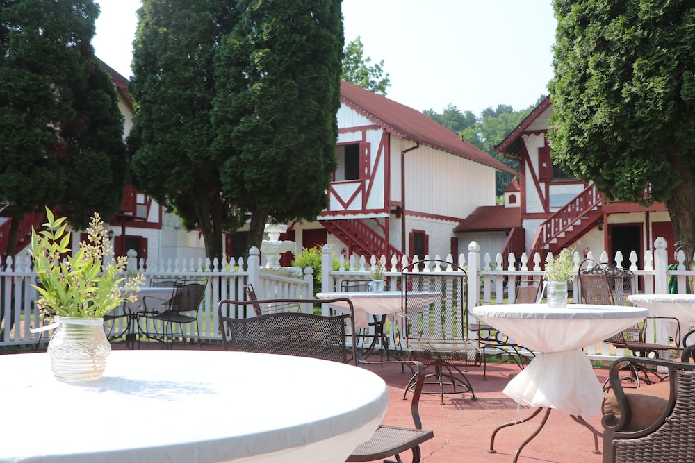 Helen Alpine Village Inn - photo 16
