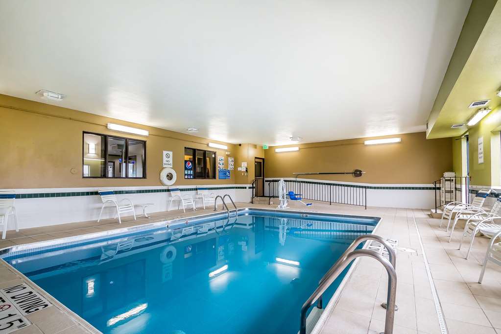Quality Inn Coralville Iowa River Landing - photo 24