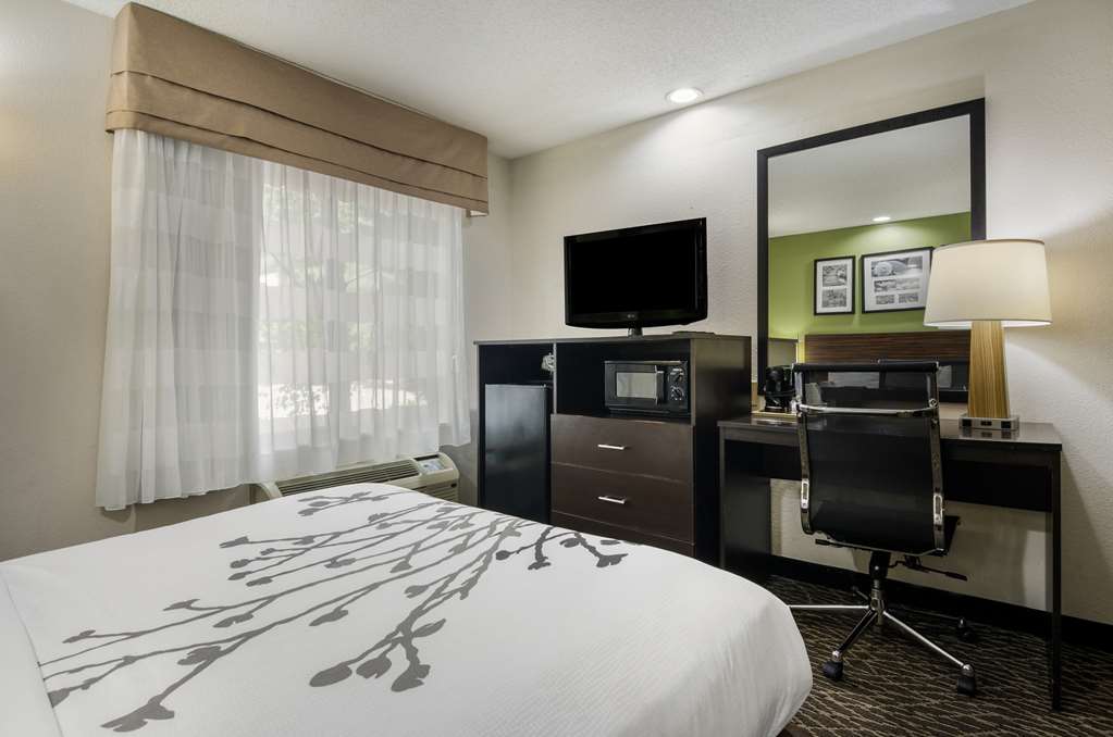 Sleep Inn Hanes Mall - photo 12