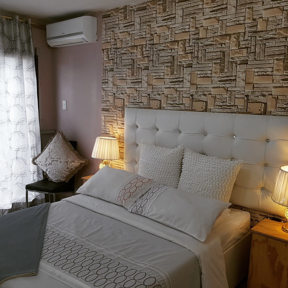RJs Guesthouse — 4-Star Luxury Hotel in Durban, South Africa
