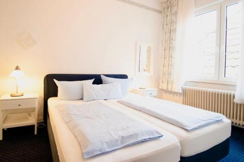 Villa Wilhelma Strandallee 146 Villa Wilhelma Apartment 6 — 4-Star Luxury Hotel in Timmendorfer Strand, Germany