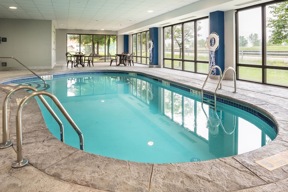 Hampton Inn Buffalo South I 90 - photo 29