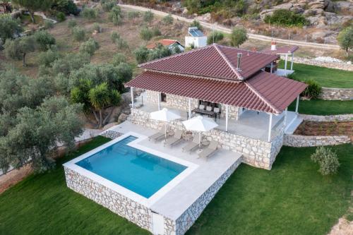 Villa Olvia — 4-Star Luxury Hotel in None, Greece