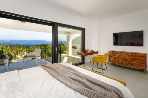 Casa Estelle & Andrea — 4-Star Luxury Hotel in Drenje, Croatia