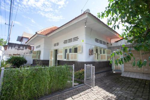 Kallista Homestay — 4-Star Luxury Hotel in Banyuwangi, Indonesia